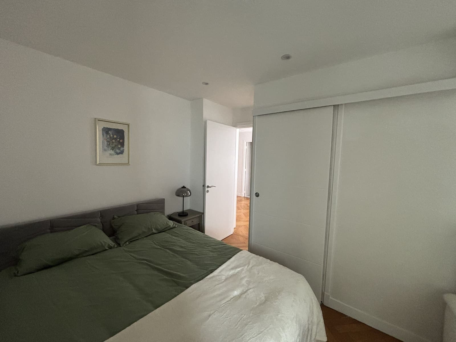 Second bedroom — close-up